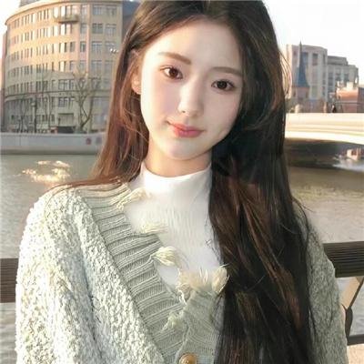 小鱼莉莉