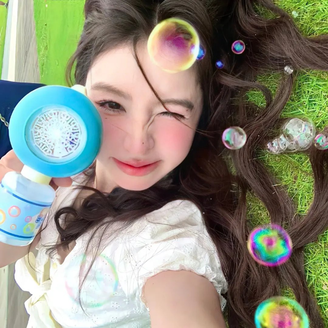 丹顶鹤女孩